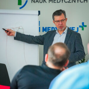 dr Paweł Nowicki chirurg ręki -100-3